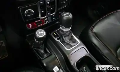 Jeep Wrangler 2024 2.0 гидро в Москве № 2132622, миниатюра 10
