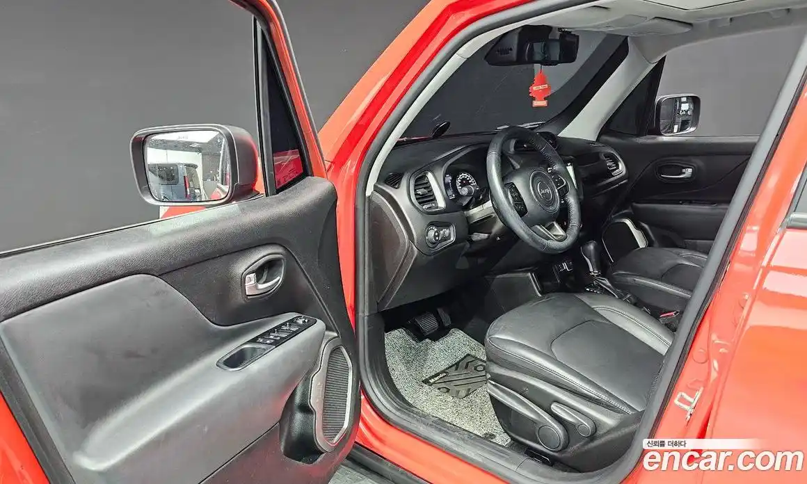 Jeep Renegade 2020 2.4 гидро в Москве № 2132686, фото 13