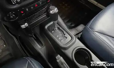 Jeep Wrangler 2017 3.6 гидро в Москве № 2132692, миниатюра 12
