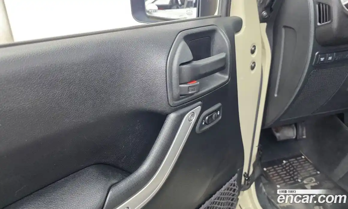 Jeep Wrangler 2017 3.6 гидро в Москве № 2132692, фото 29