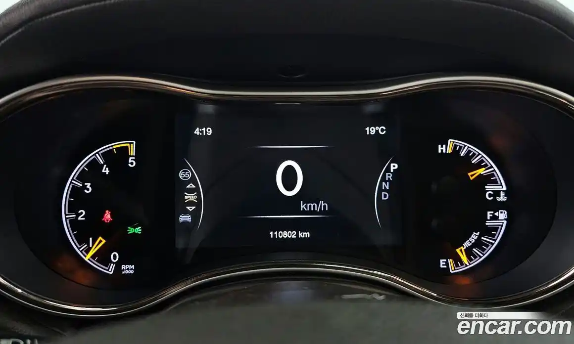 Jeep Cherokee 2018 3.0 гидро в Москве № 2132741, фото 11