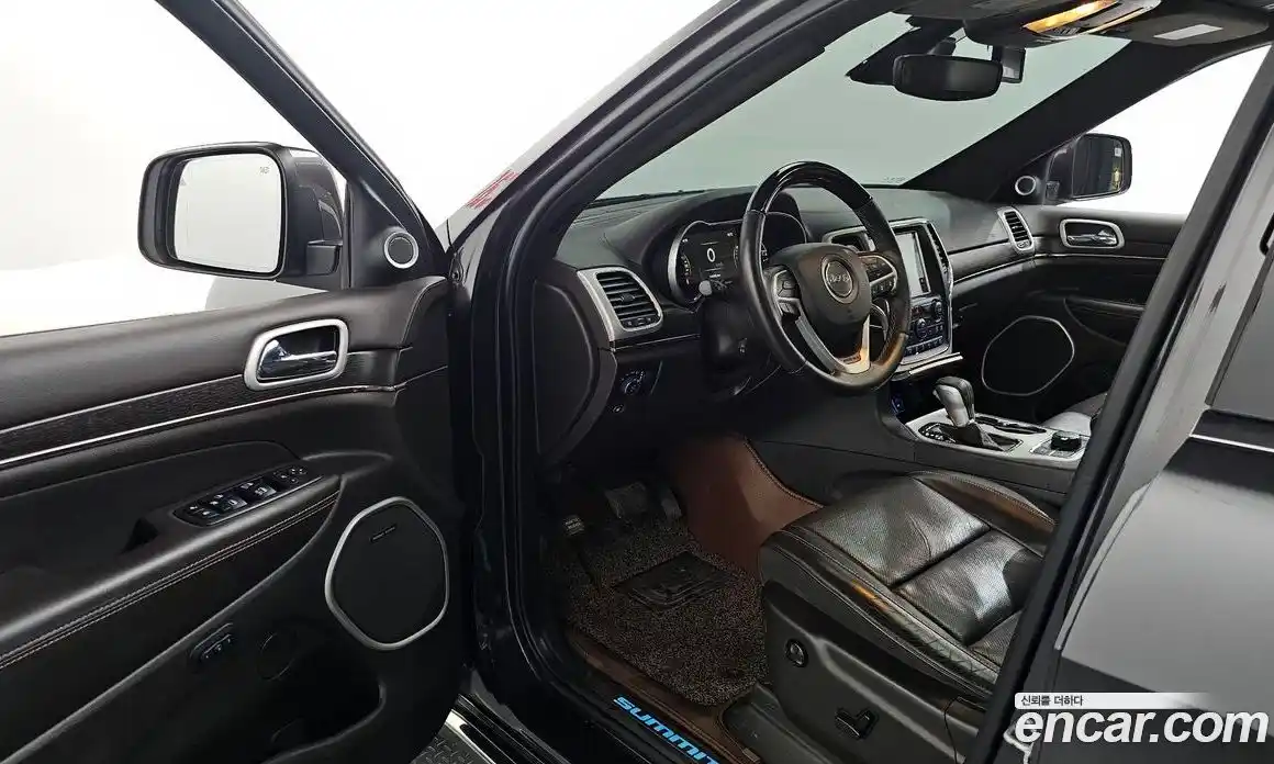 Jeep Cherokee 2018 3.0 гидро в Москве № 2132741, фото 13