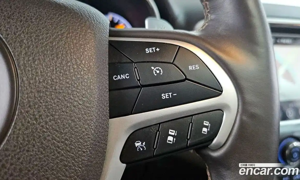 Jeep Cherokee 2018 3.0 гидро в Москве № 2132741, фото 29