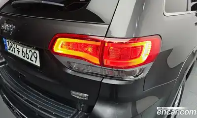 Jeep Cherokee 2018 3.0 гидро в Москве № 2132741, миниатюра 9