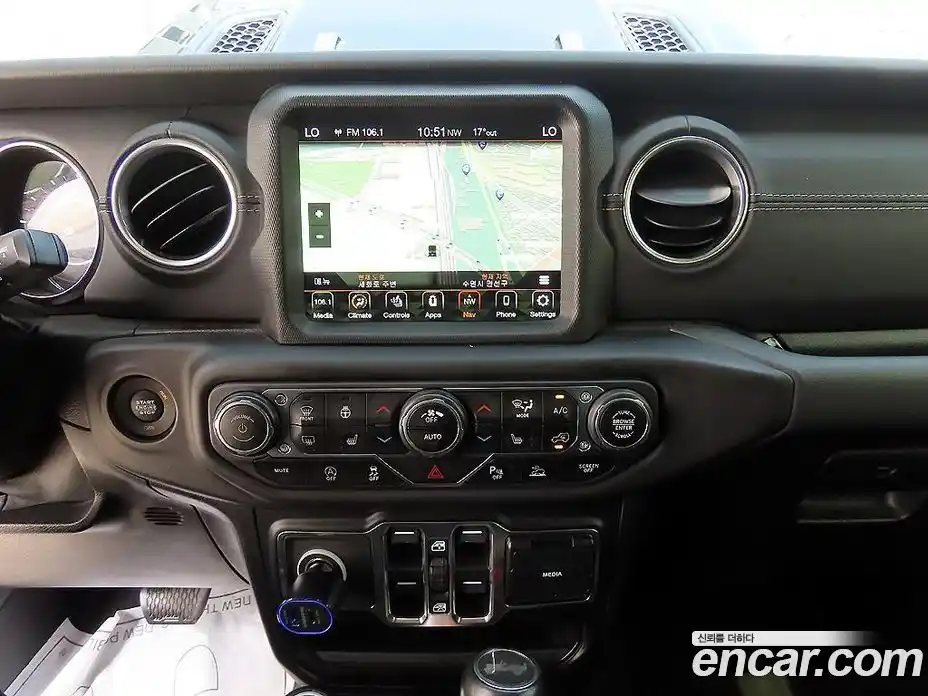 Jeep Wrangler 2021 2.0 гидро в Москве № 2132843, фото 13