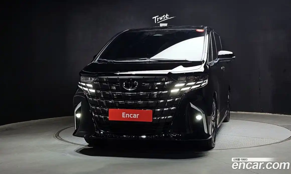 Toyota Alphard 2025 2.5 гидро в Москве № 2132919, фото 3