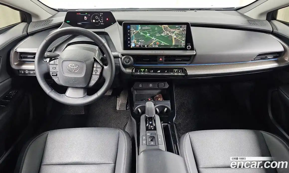 Toyota Prius 2024 2.0 гидро в Москве № 2132922, фото 7