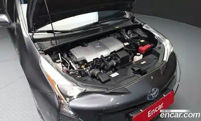 Toyota Prius 2017 1.8 гидро в Москве № 2132975, миниатюра 6