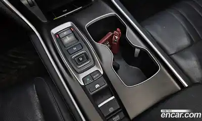 Honda Accord 2019 2.0 гидро в Москве № 2133260, миниатюра 11