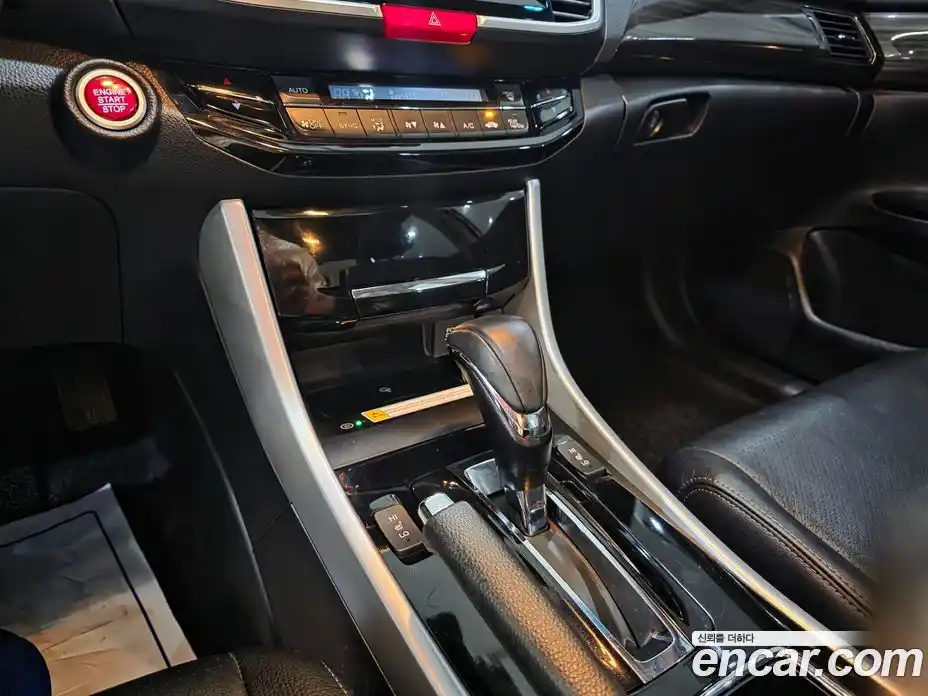 Honda Accord 2017 2.4 гидро в Москве № 2133339, фото 17