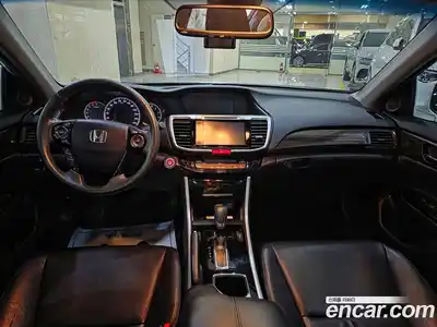 Honda Accord 2017 2.4 гидро в Москве № 2133339, миниатюра 5