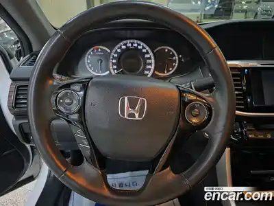 Honda Accord 2017 2.4 гидро в Москве № 2133339, миниатюра 6