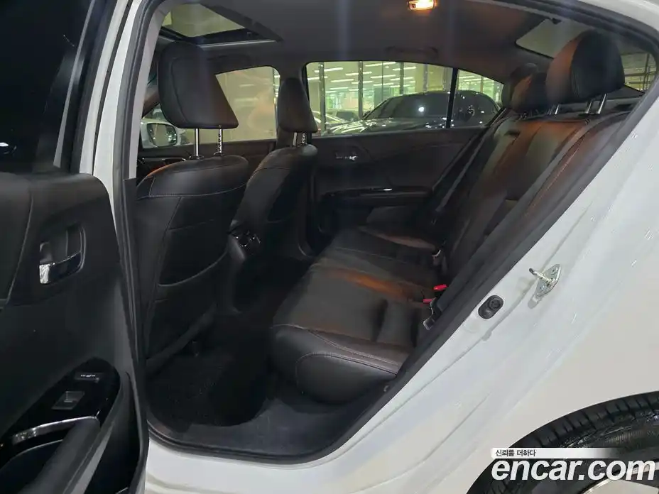 Honda Accord 2017 2.4 гидро в Москве № 2133339, фото 8