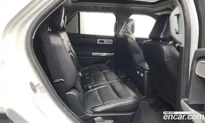 Ford Explorer 2022 2.3 гидро в Москве № 2133520, миниатюра 11