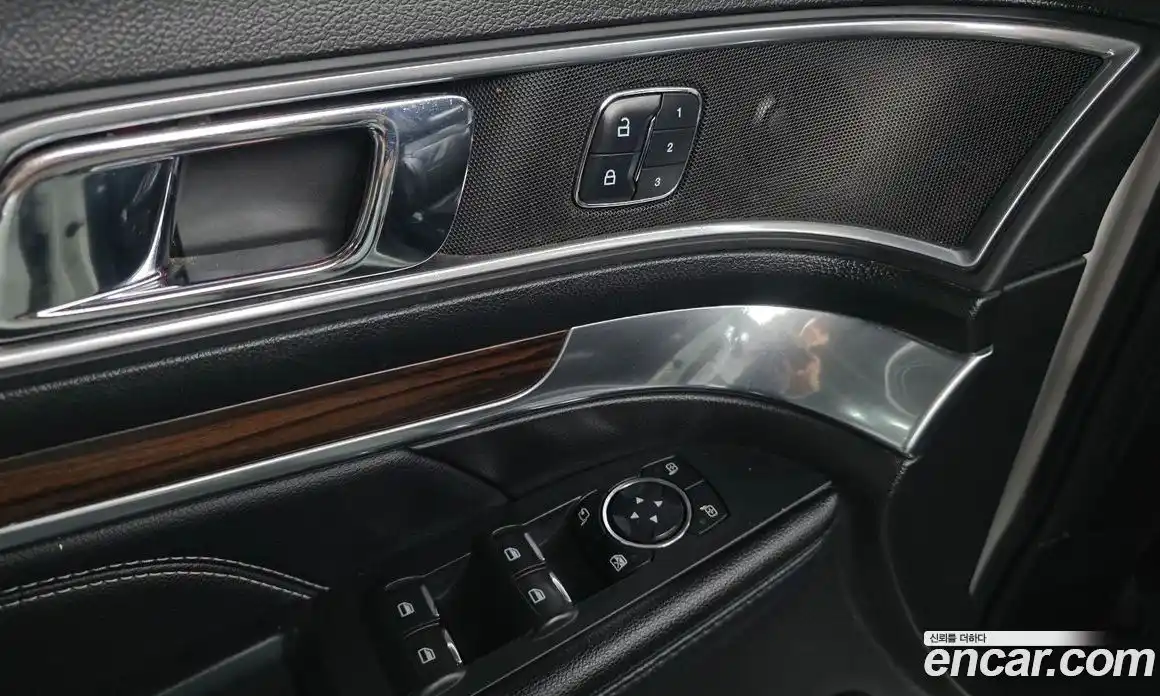 Ford Explorer 2017 3.5 гидро в Москве № 2133581, фото 27