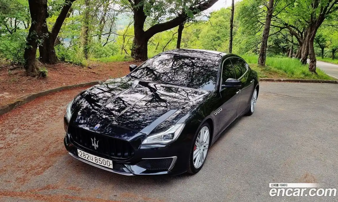 Maserati Quattroporte 2018 3.0 гидро, фото 3