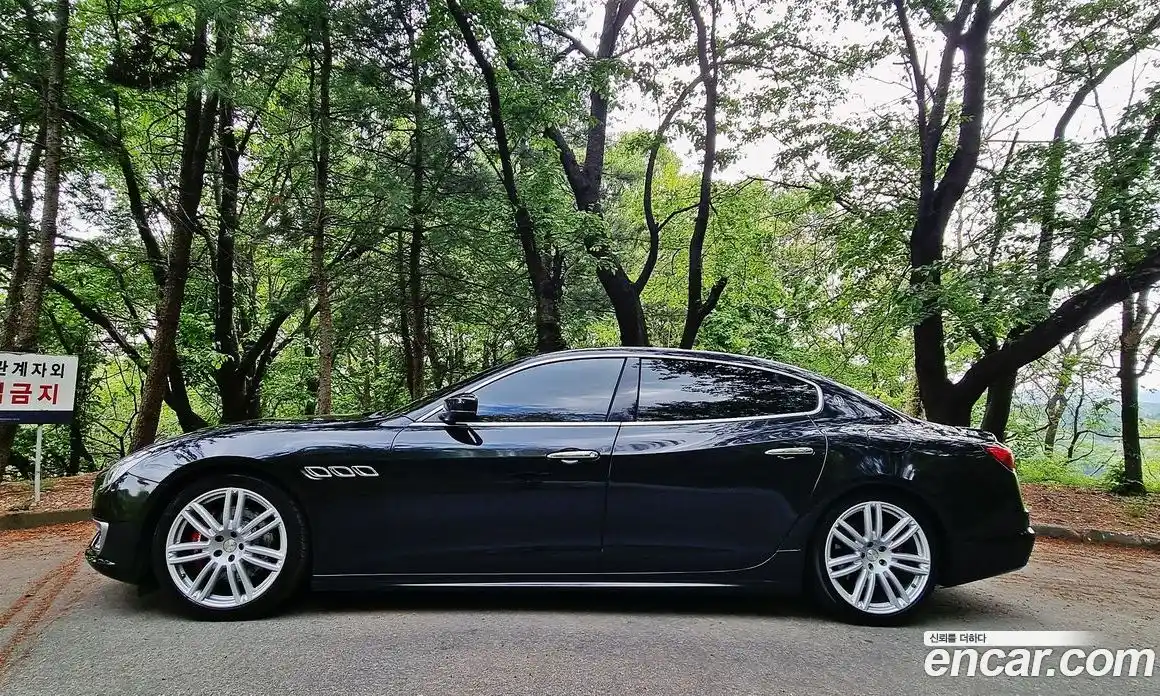 Maserati Quattroporte 2018 3.0 гидро, фото 4