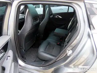 Infiniti Q30 2017 2.0 гидро в Москве № 2134084, миниатюра 6