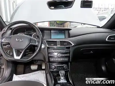 Infiniti Q30 2017 2.0 гидро в Москве № 2134084, миниатюра 7