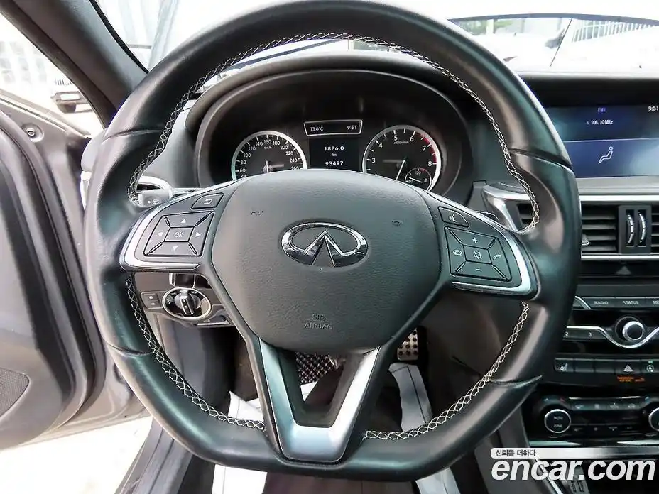 Infiniti Q30 2017 2.0 гидро в Москве № 2134084, фото 8