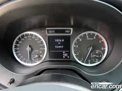Infiniti Q30 2017 2.0 гидро в Москве № 2134084, миниатюра 9