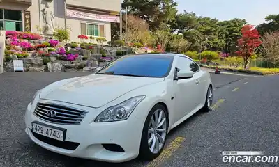 Infiniti G, 2010