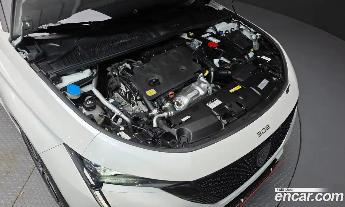 Peugeot 308 2023 1.5 гидро в Москве, фото 6