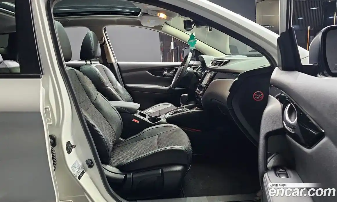 Nissan Qashqai 2016 1.6 гидро в Москве № 2134353, фото 11