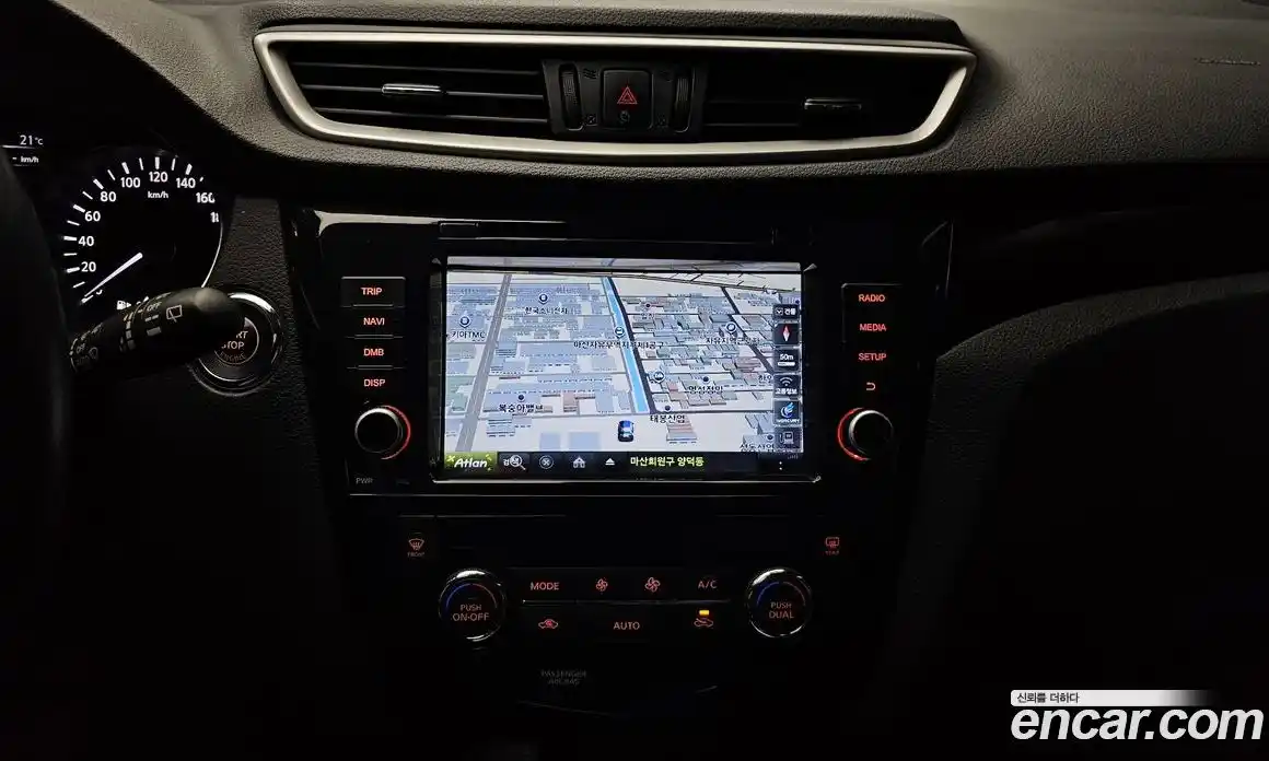 Nissan Qashqai 2016 1.6 гидро в Москве № 2134353, фото 14