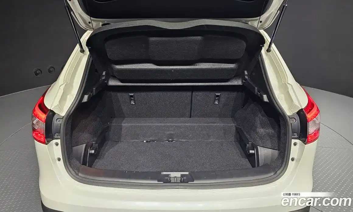 Nissan Qashqai 2016 1.6 гидро в Москве № 2134353, фото 20