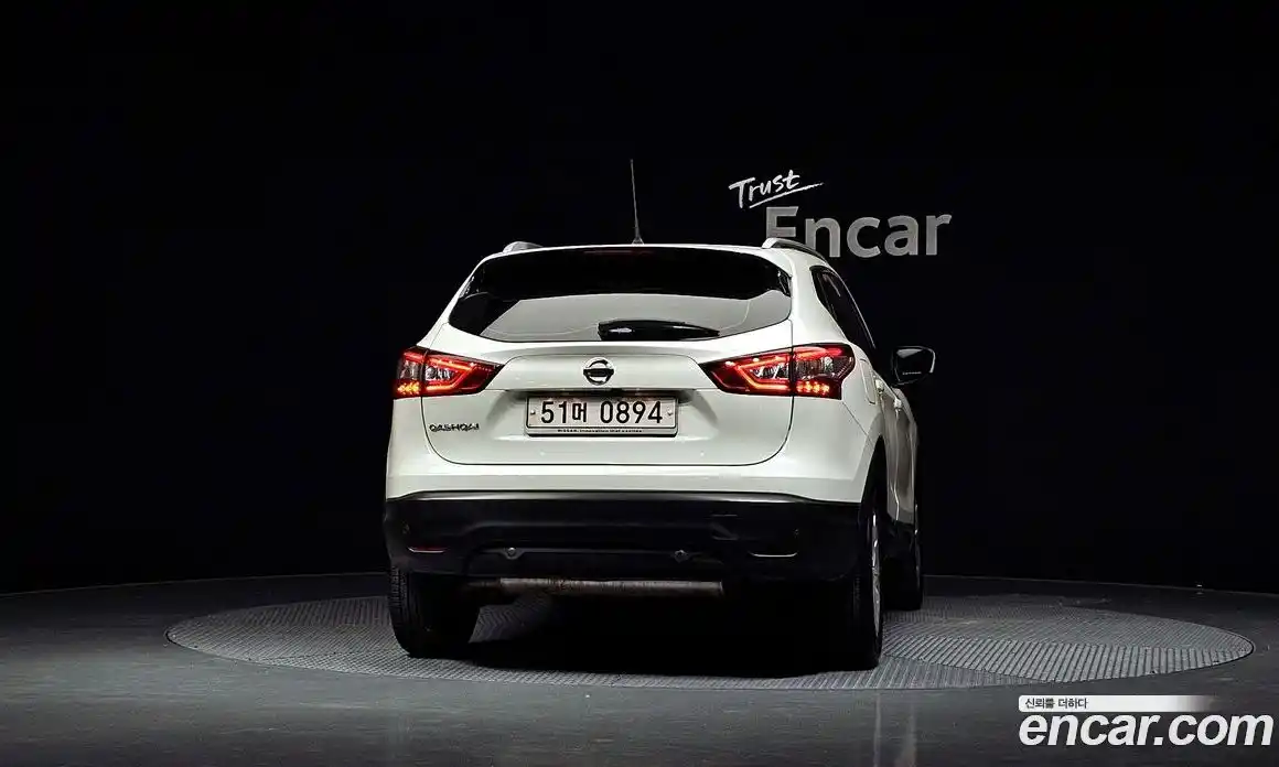 Nissan Qashqai 2016 1.6 гидро в Москве № 2134353, фото 4