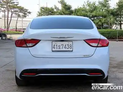 Chrysler 200 2015 2.4 гидро в Москве № 2134814, миниатюра 4