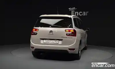 Citroen C4 Spacetourer 2019 1.5 гидро в Москве № 2134885, миниатюра 4