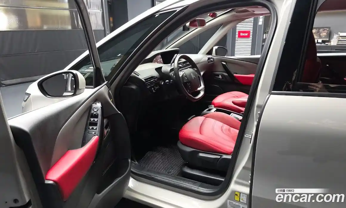 Citroen C4 Spacetourer 2019 1.5 гидро в Москве № 2134885, фото 10