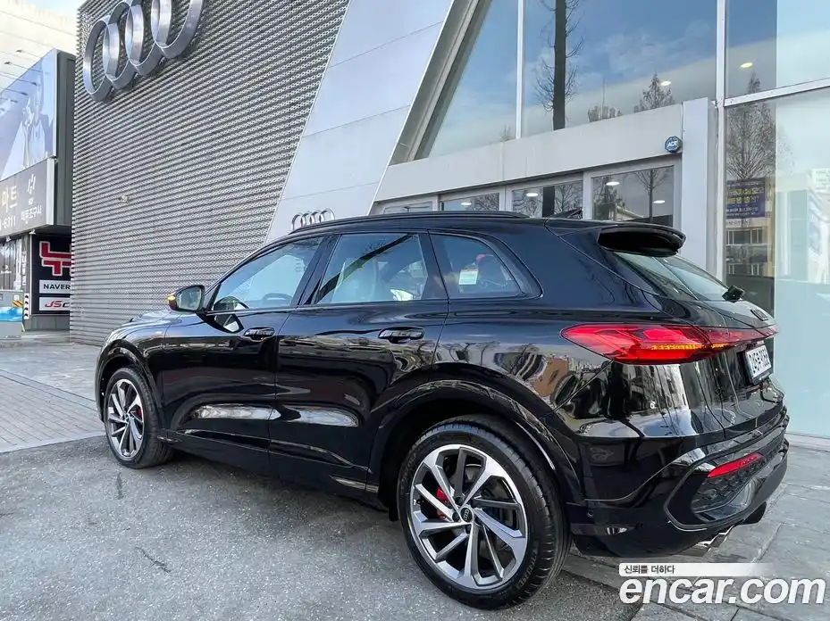 Audi Q5 2025 2.0 гидро в Москве № 230235, фото 4