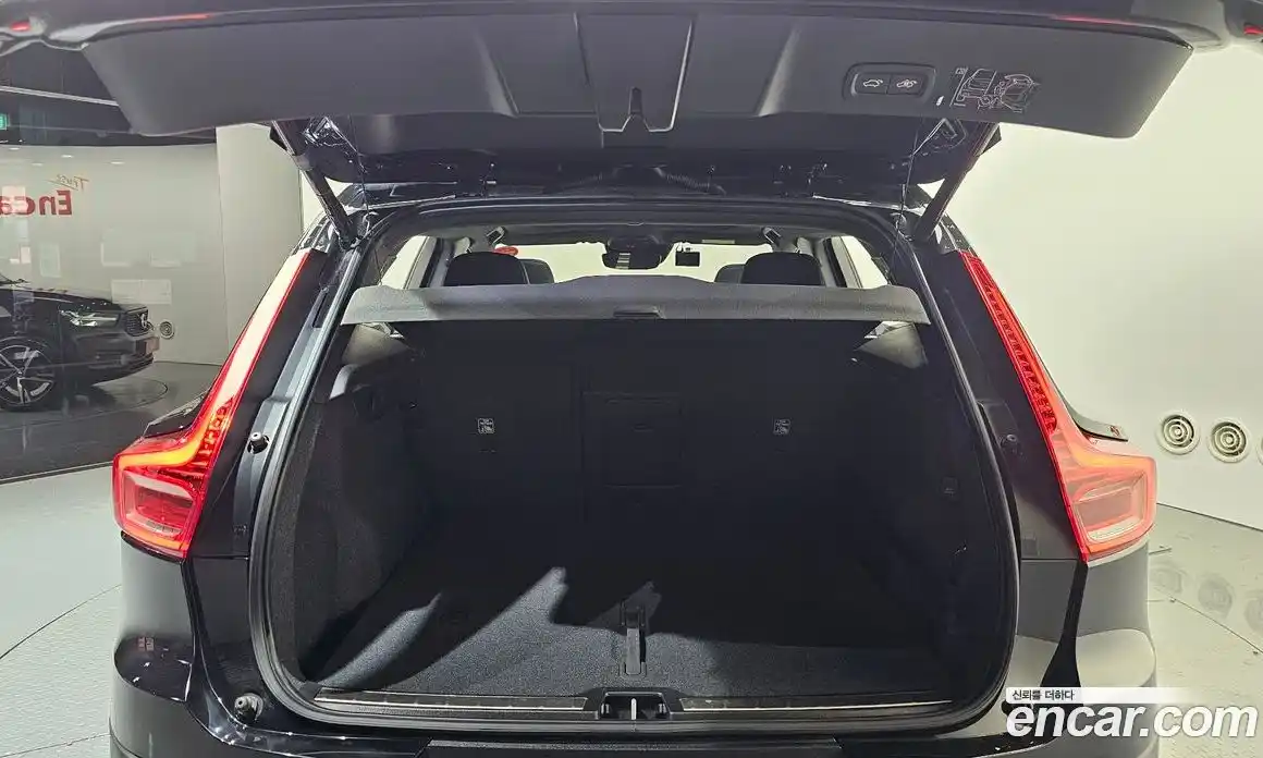 Volvo XC40 2020 2.0 гидро в Москве № 230493, фото 20