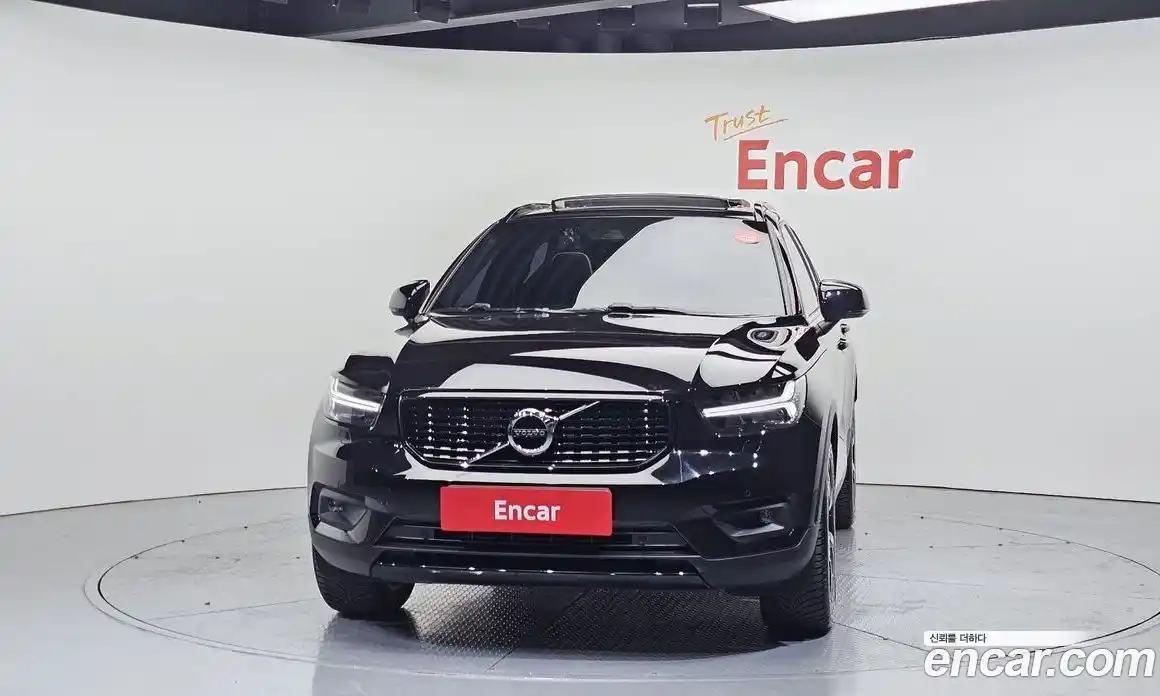 Volvo XC40 2020 2.0 гидро в Москве № 230493, фото 3