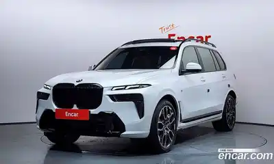 BMW X7, 2025