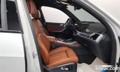 BMW X7 2025 3.0 гидро в Москве № 888433, миниатюра 11