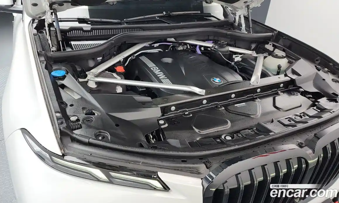 BMW X7 2025 3.0 гидро в Москве № 888433, фото 6