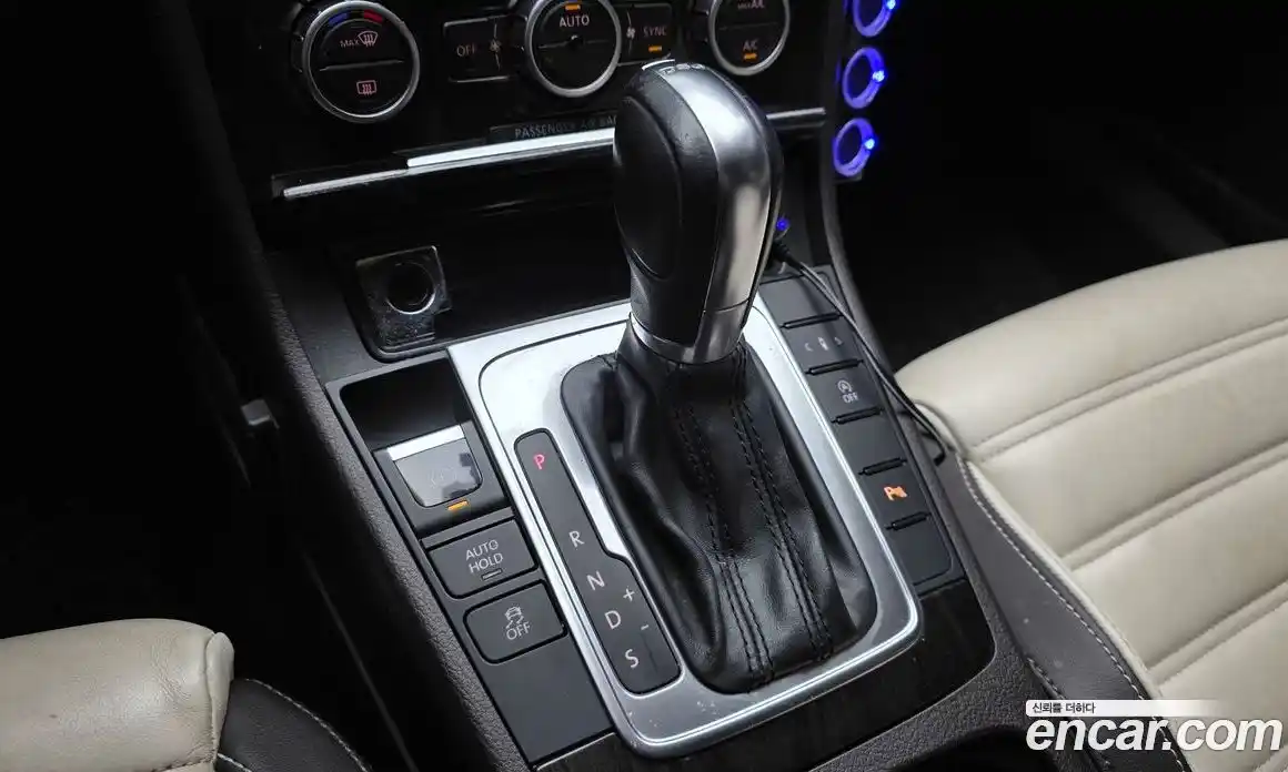 Volkswagen CC 2013 2.0 гидро в Москве № 976196, фото 9