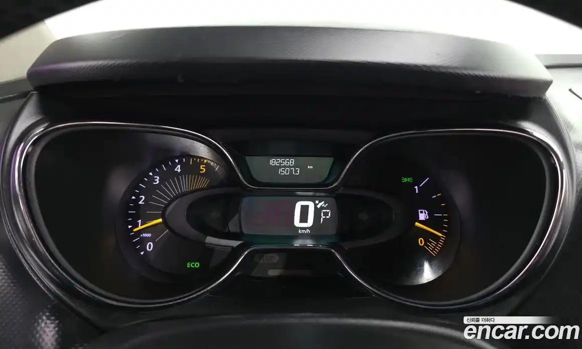 Renault QM3 2015 1.5 гидро в Москве № 151002, фото 8