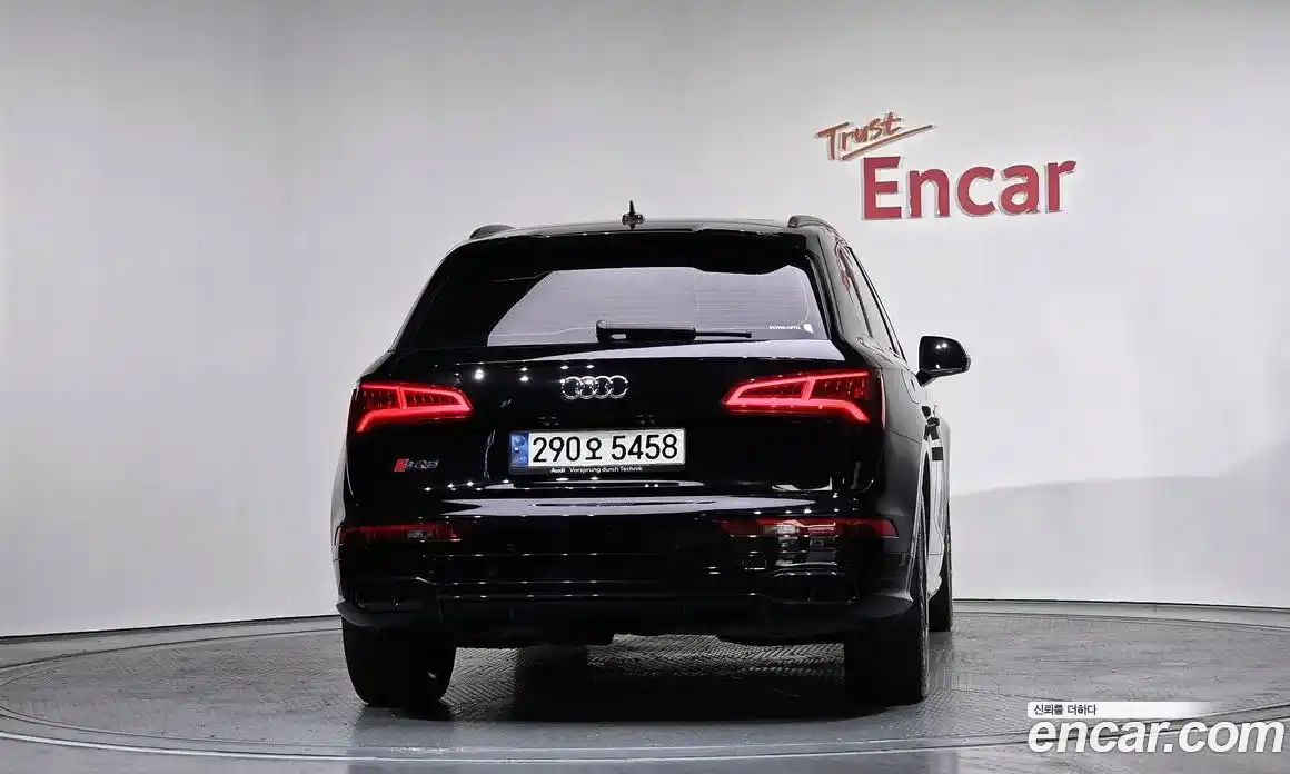 Audi SQ5 2020 3.0 гидро в Москве № 163587, фото 4