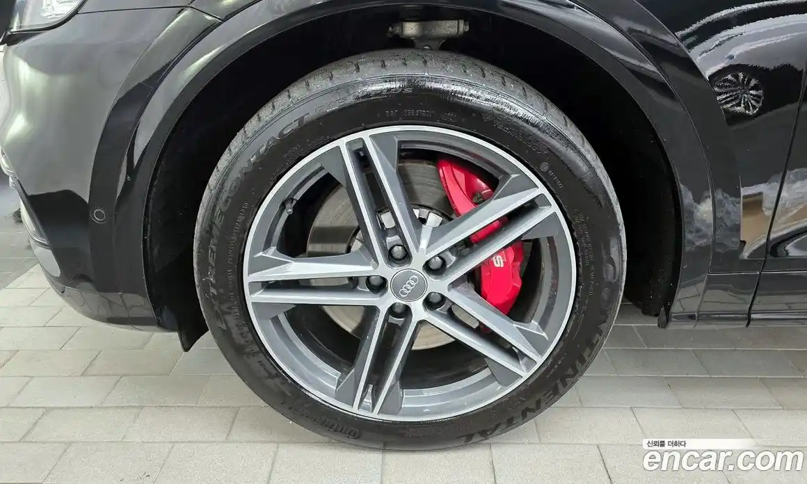 Audi SQ5 2020 3.0 гидро в Москве № 163587, фото 5