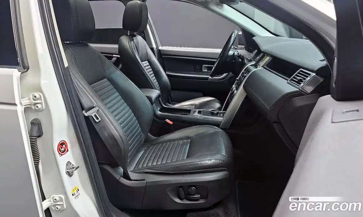 Land Rover Discovery Sport 2017 2.0 гидро в Москве № 166180, фото 10