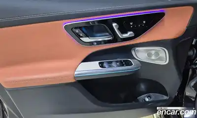 Mercedes-Benz GLC-Class 2025 2.0 гидро в Москве № 1762114, миниатюра 12