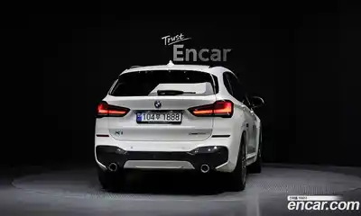 BMW X1 2022 2.0 гидро в Москве № 192944, миниатюра 4