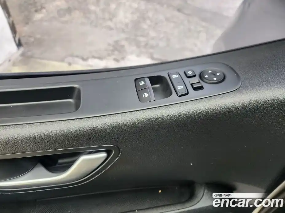 Hyundai Staria 2022 2.2 гидро в Москве, фото 15