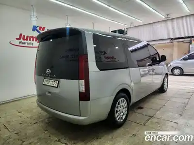 Hyundai Staria 2022 2.2 гидро в Москве, миниатюра 3