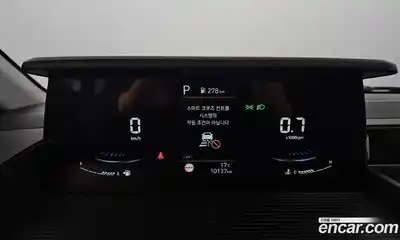 Hyundai Staria 2023 2.2 гидро в Москве № 2122904, миниатюра 11
